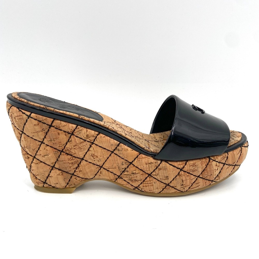 CHANEL Black Patent Leather Cork Wedge Slip On Sandals Shoes Size 39.5 / 8.5
